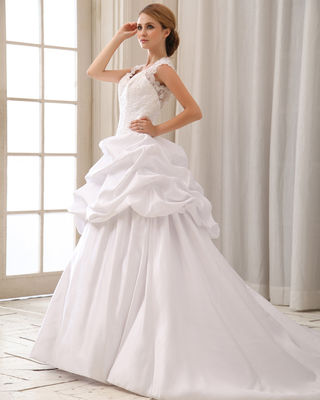 Романтические кружевные шапки рукава рукава шея свадебные платья с лифчиком в форме сердца